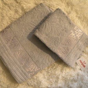 Nurpak bath towel & hand towel